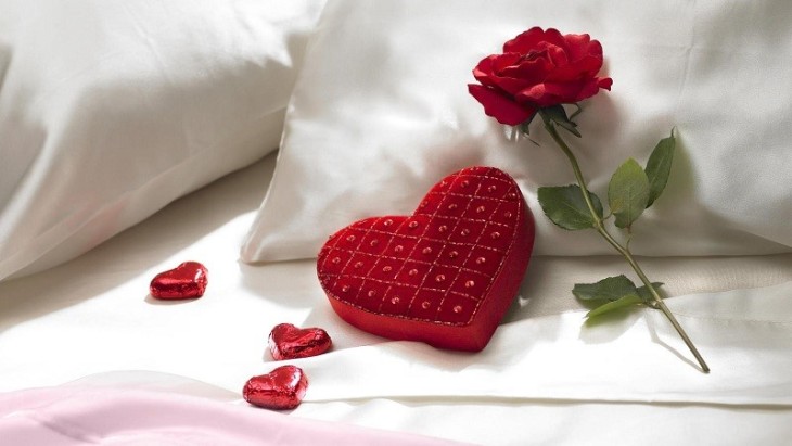 hangatkan hubungan intim suami isteri